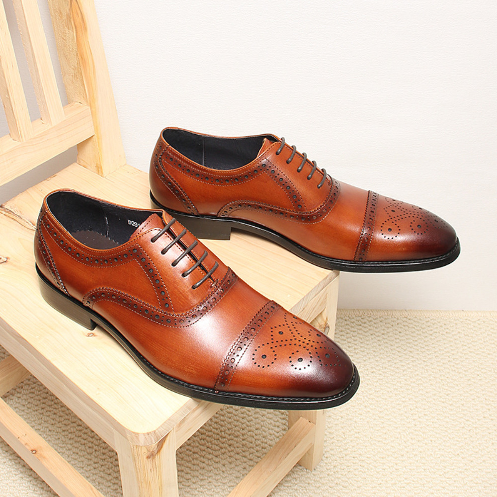 Men'S Grooming Oxford - 手作りフルグレインレザーブローグフォーマルドレスシューズ メンズ 通気性ビジネスオックスフォードシューズ 結婚式新郎用革靴