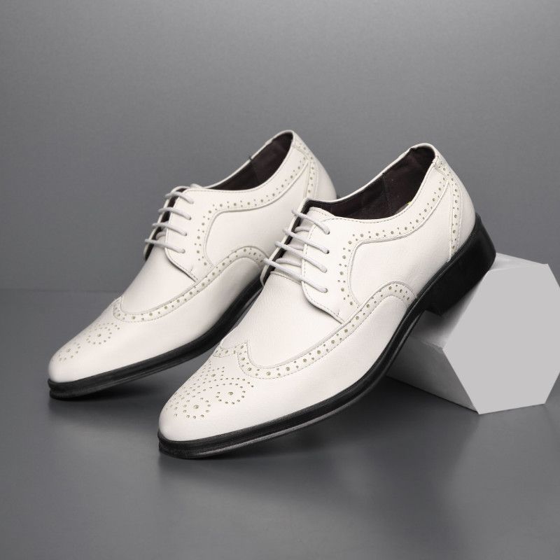 新しい夏の男性ブローグオックスフォード彫刻入りフォーマルドレ - Men'S Grooming Oxford のレビューと価格