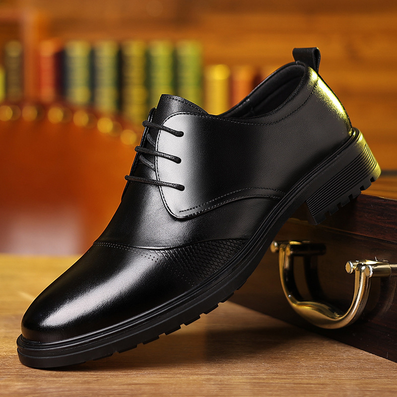 メンズブラック本革テクスチャードレースアップチャンキーソール - Men'S Grooming Oxford のレビューと価格